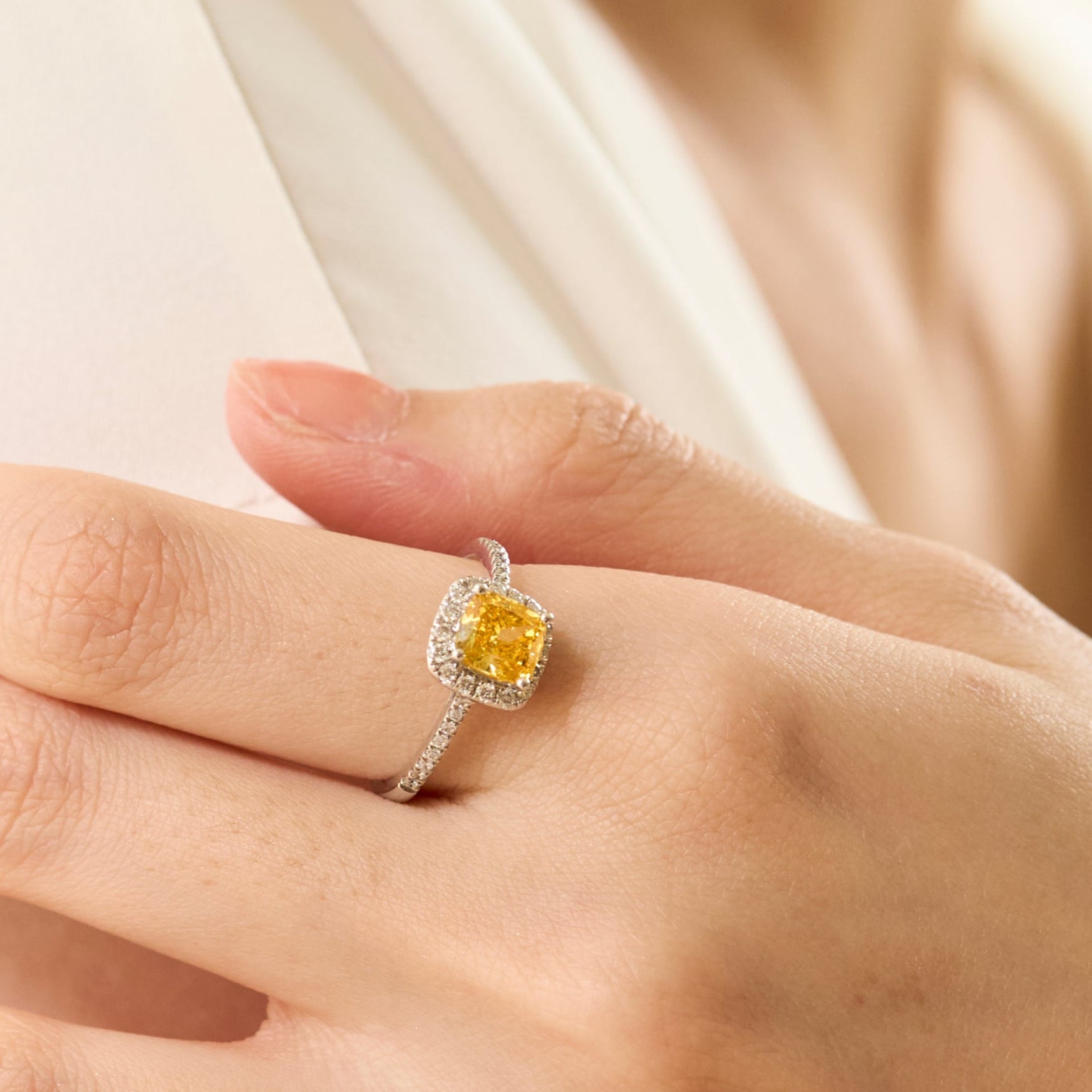 Cusion Cut Fancy Vivid Yellow Diamond Ring