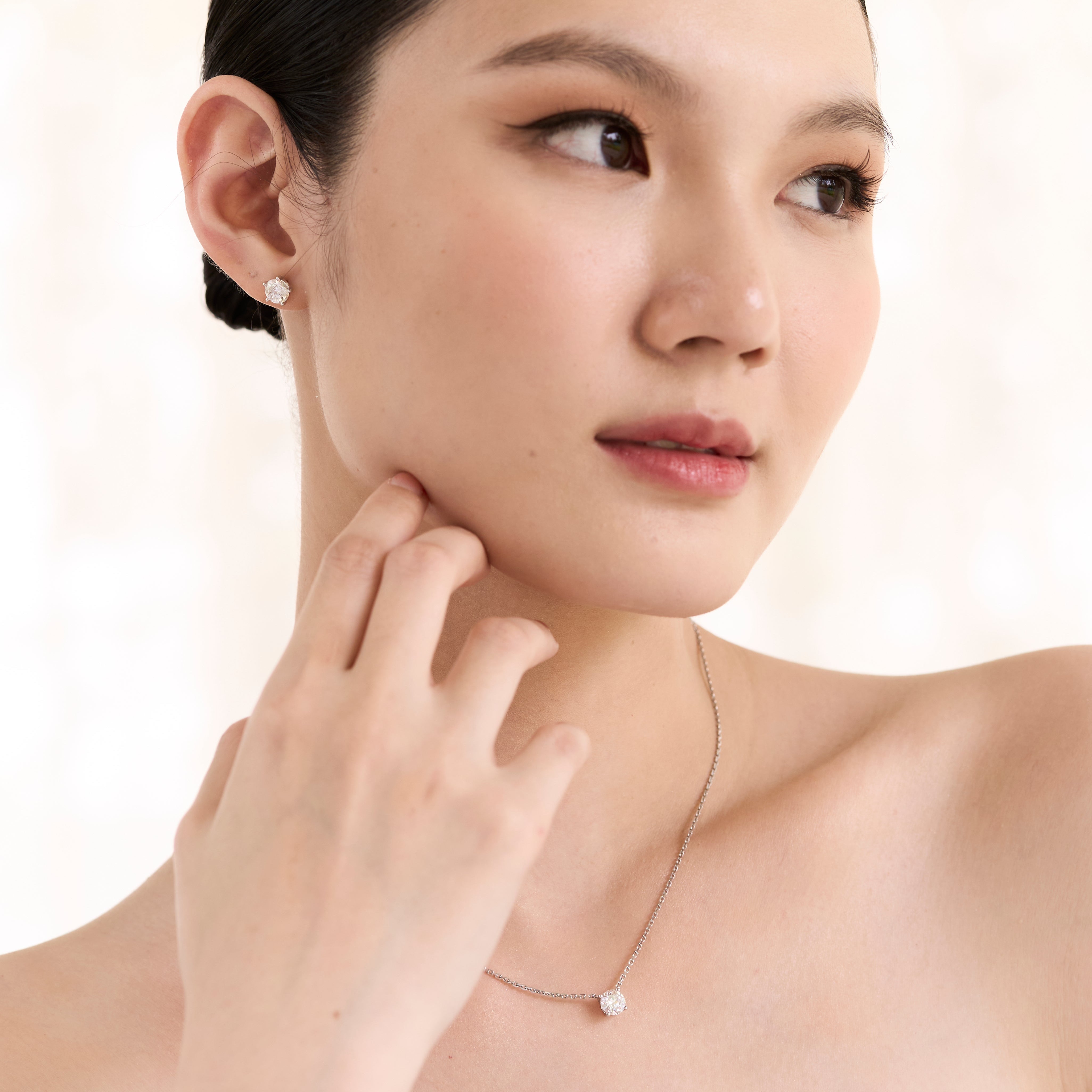 Round Brilliant Diamond Pendant