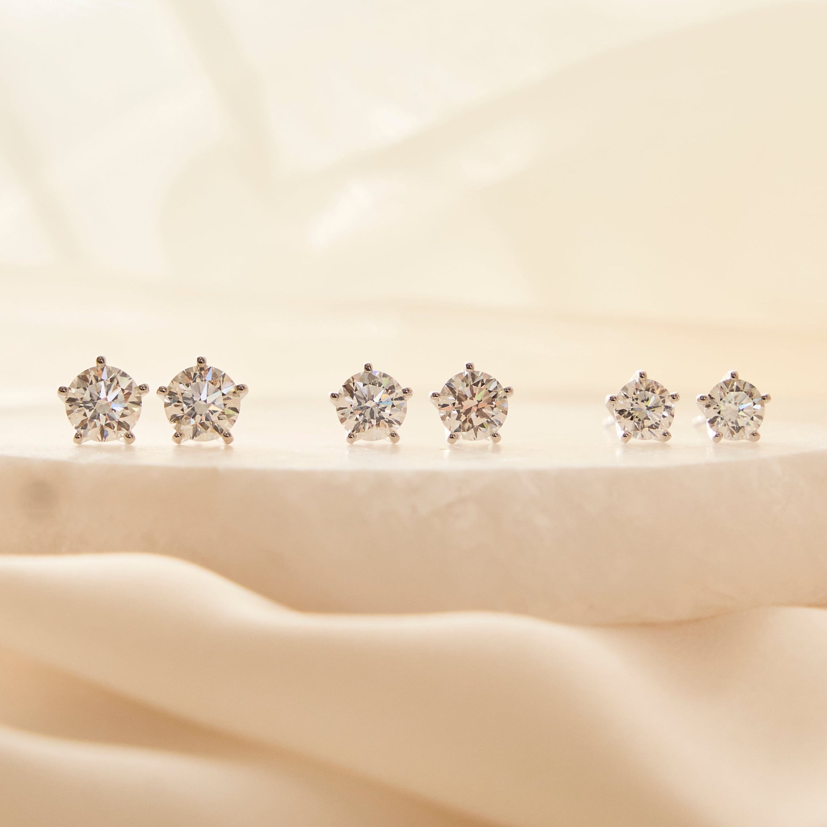 Solaris Round Brilliant Diamond Stud Earrings
